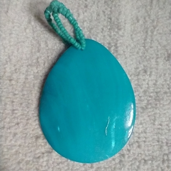 Large blue shell and beads pendant - Picture 1 of 3